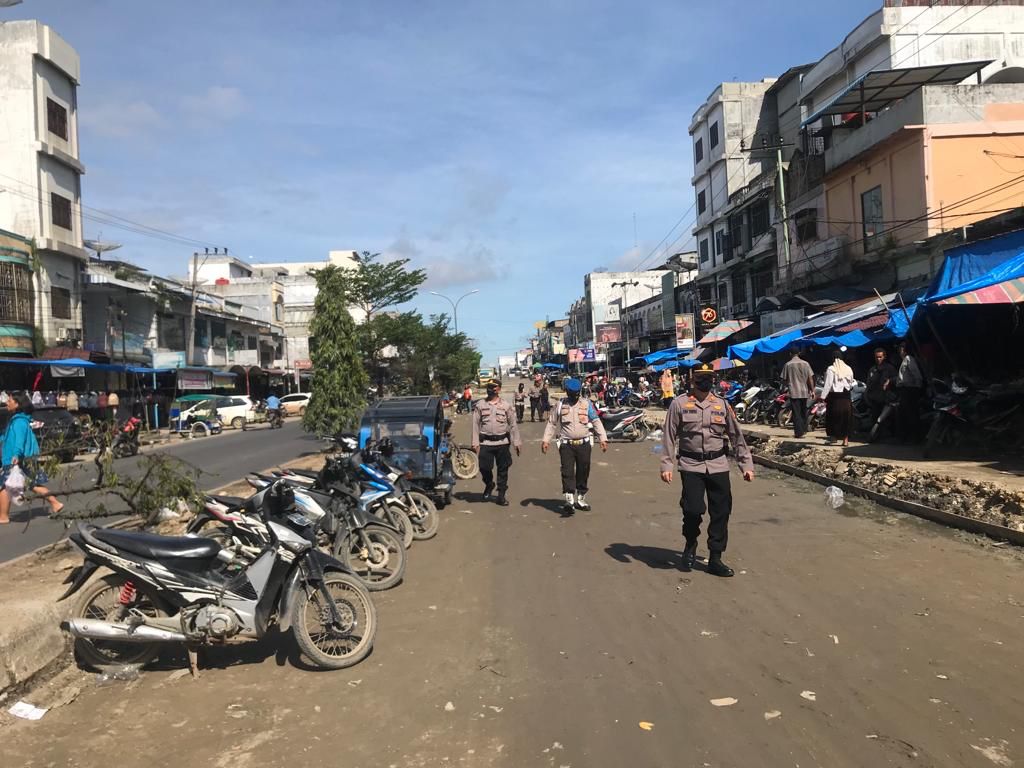 Tingkatkan Kamtibnas Keamanan, Polsek Bagan Sinembah Gelar Patroli Jalan Kaki