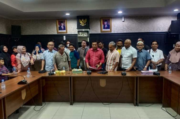 Diduga Puluhan Pengusaha Pangkalan Gas se-Pekanbaru 'Dizalami' PT SGM, Sudah Dua Bulan tidak Dapat Pasokan Gas tanpa Pemberitahuan