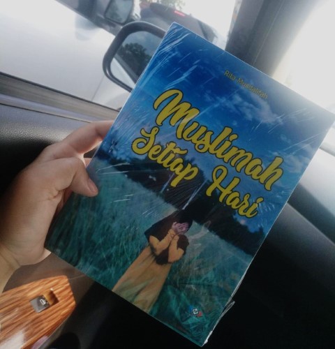 Rita Musdalifah, Mahasiswa UIN Suska Riau 'Lahirkan' Novel