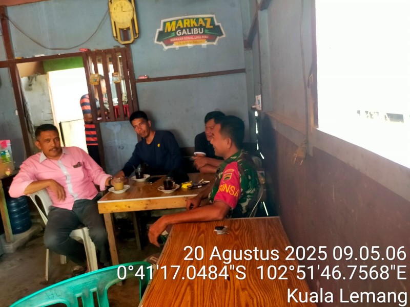 Babinsa Koramil 09/KMG: Komsos untuk Menjaga Keamanan dan Ketertiban