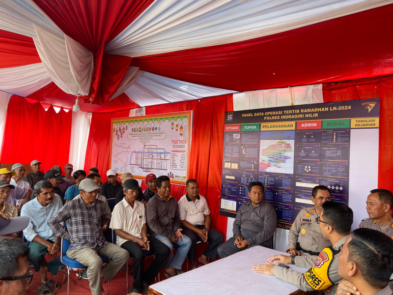 Polres Inhil Gelar Jum'at Curhat Dengan Persatuan Ojek di Pos Pam Tertib Ramadhan