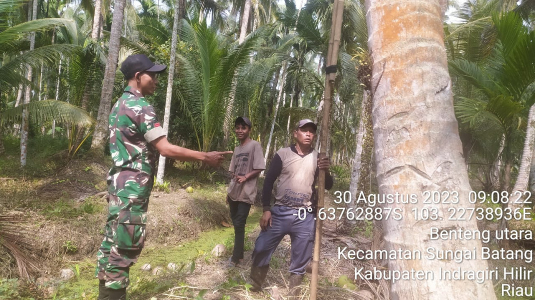 Pemantauan Titik Api Karhutla Terus Dilakukan Babinsa Koramil 07/Reteh