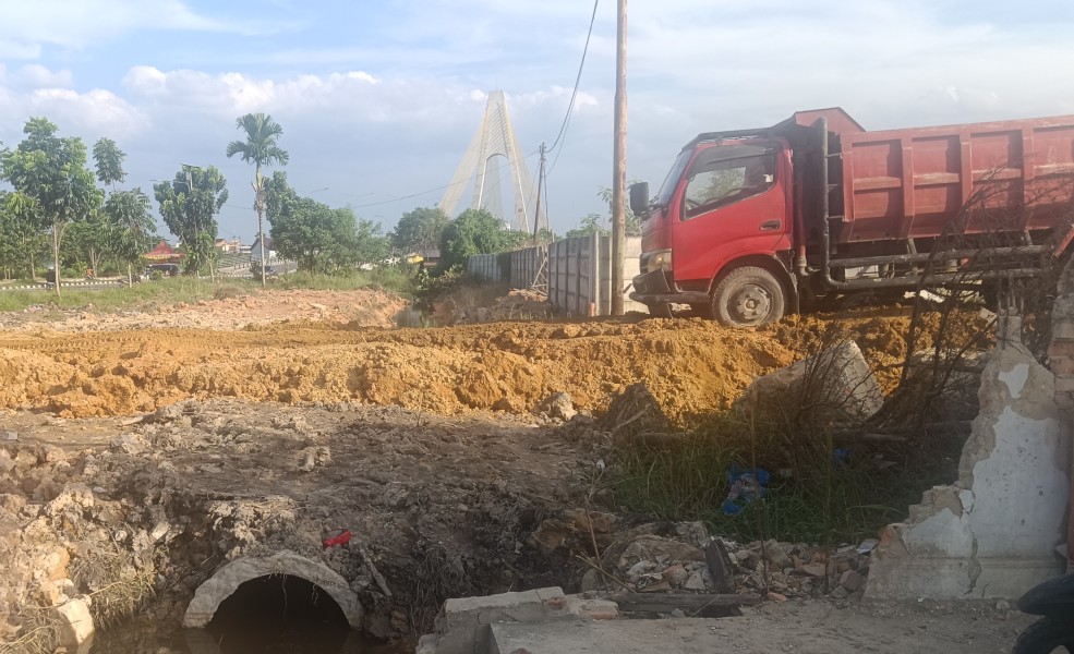 Pemko Arogan, Serobot Tanah Warga ber-SHM!!