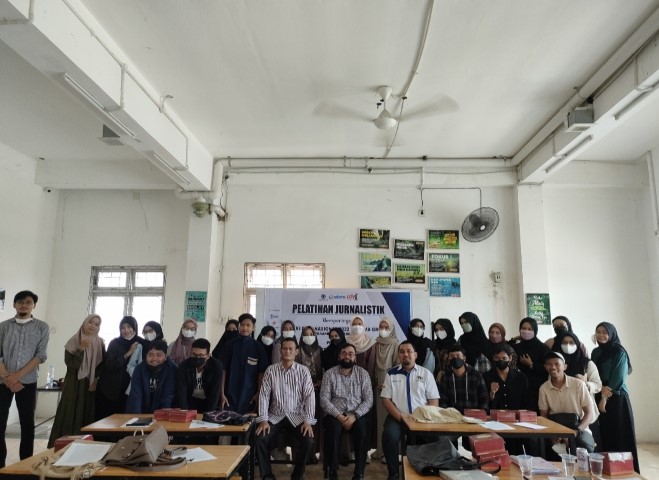 Kembali Adakan Pengabdian, Dosen STISIP Adakan Pelatihan Jurnalistik dan Tahapan Pembuatan Skripsi