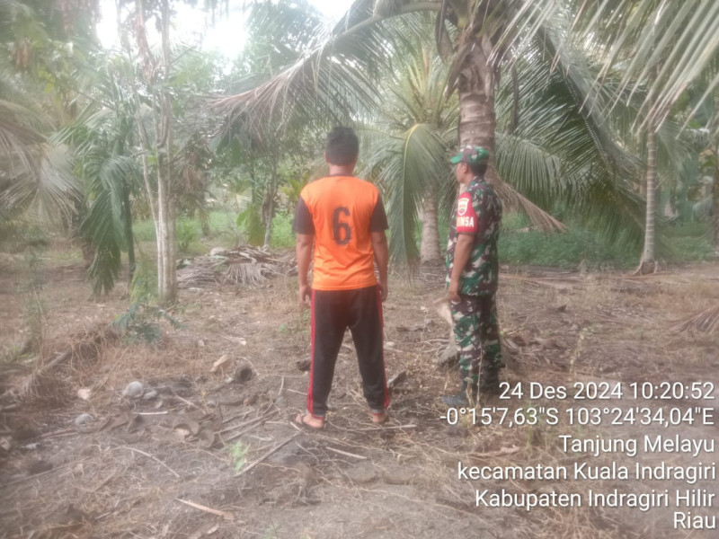 PATROLI KARHUTLA DI KORAMIL 04/KUINDRA: TNI-MASYARAKAT BERSINERGI CEGAH KEBAKARAN HUTAN