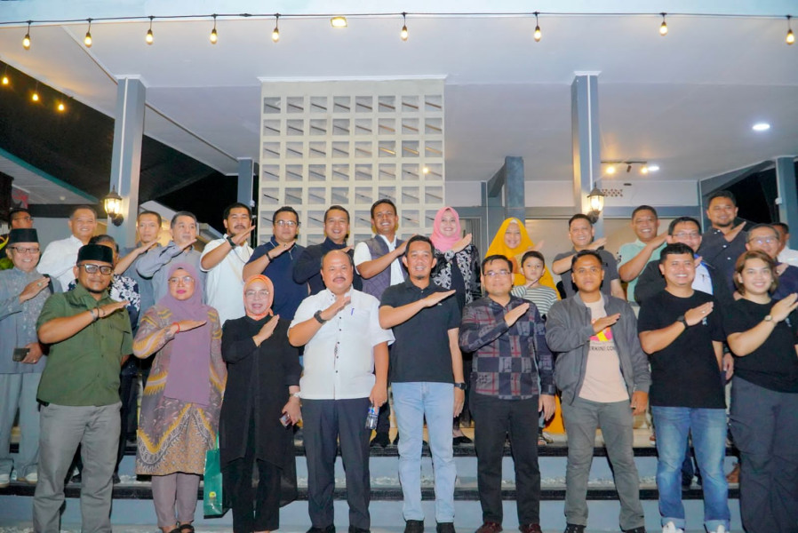 Pj. Bupati Kampar Resmikan Grand Opening Kedai Kopi Tiga Pilar Kodim 0313/KPR