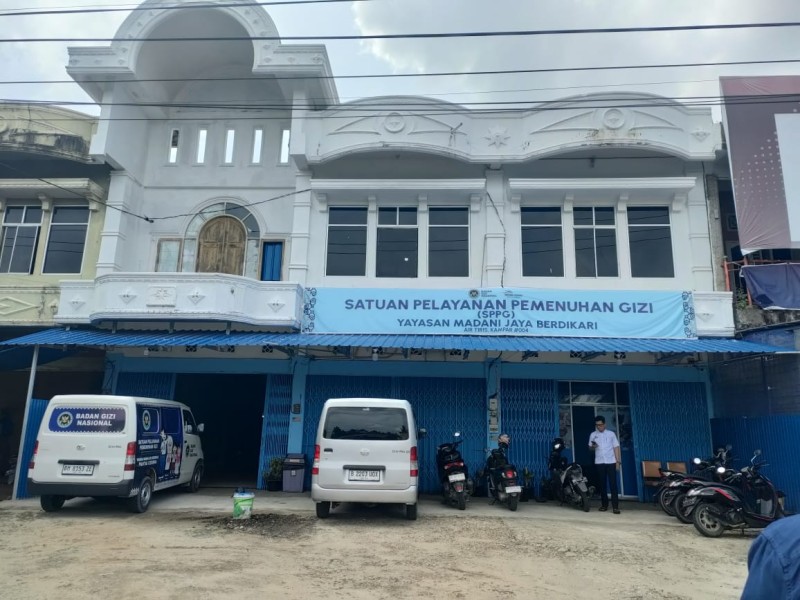 Kebijakan Satu Chef Kelola Dua Dapur Tuai Sorotan Efektifitas Program MBG