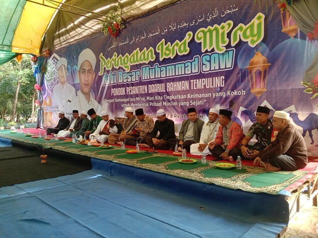 Wakili Danramil, Babinsa Koramil 03/Tpl Hadiri Peringatan Isra Mi'raj Di Ponpes Daarul Rahman