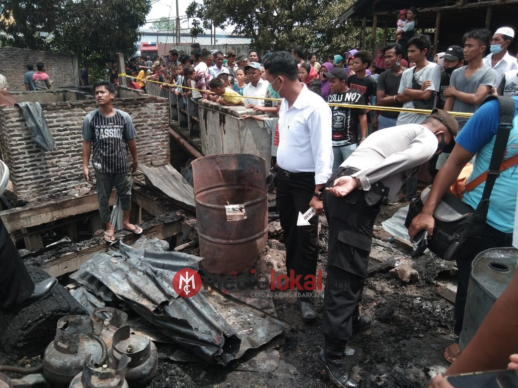 Tabung Gas Bocor, Sepuluh Rumah di Tanjungbalai Dilalap Api