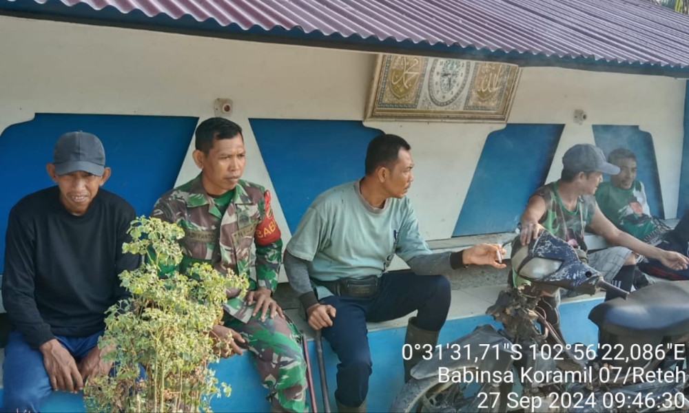 Koramil 07/Reteh Bersama Masyarakat Terus Jalin Silaturahmi dan Kebersamaan
