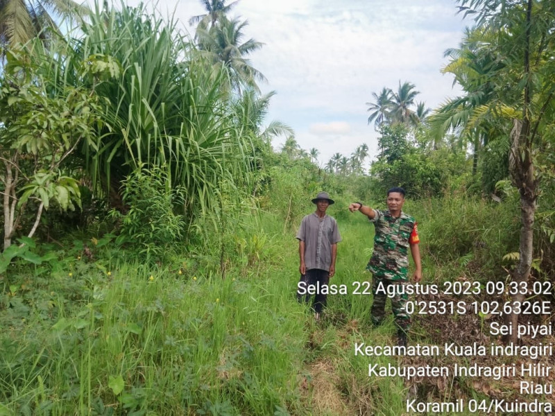 Babinsa Koramil 04/Kuindra Tetap Turun Lakukan Patroli Rutin Karlahut di Binaan