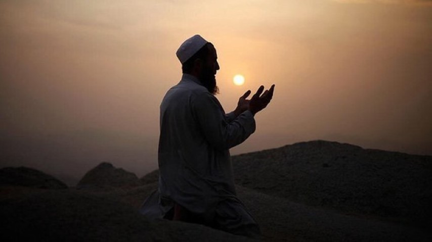 Hari Ini Jumat Terakhir di Bulan Rajab, Baca Ini, InsyaAllah Selalu Banyak Rezeki 