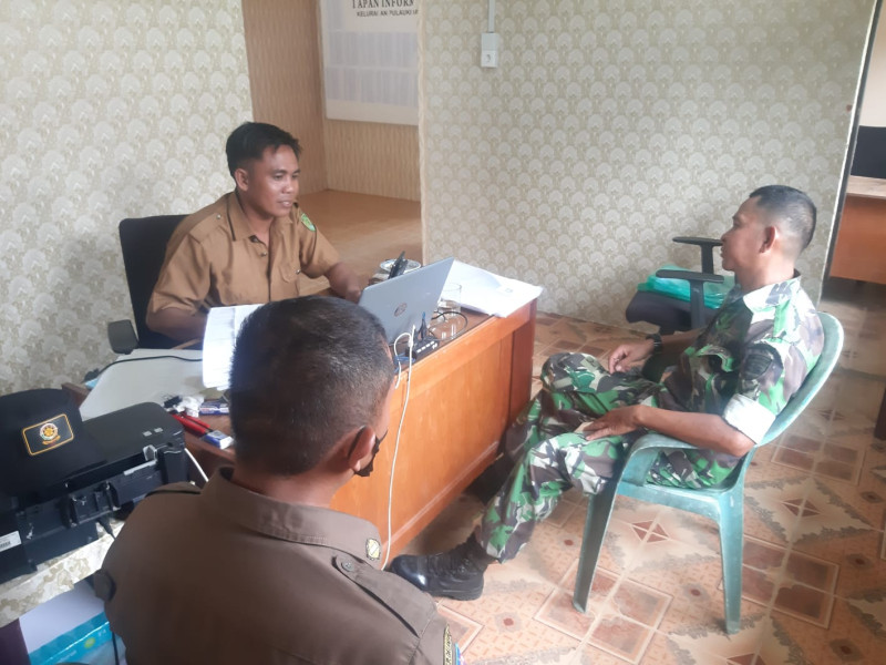 Koramil 07/Reteh Jalin Hubungan Yang Harmonis Melalui Komsos