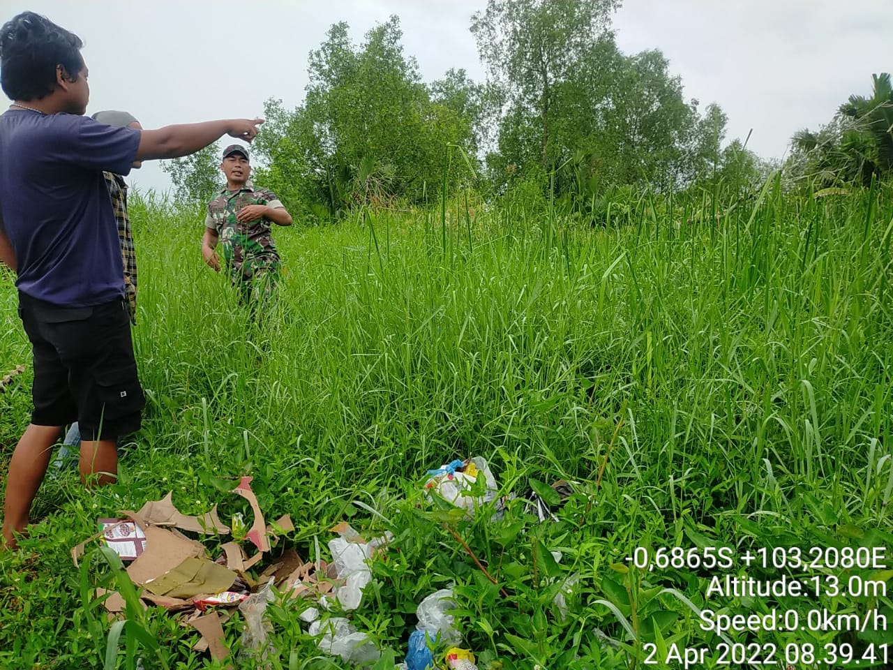 Kemarau Melanda, Babinsa Koramil 07/Reteh Gencarkan Patroli