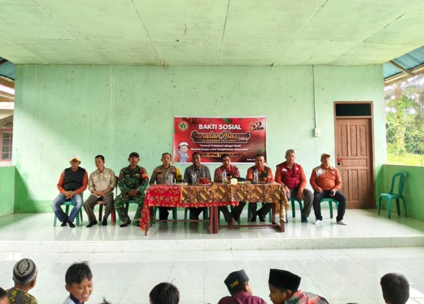 Babinsa Koramil 03/Tpl Hadiri Sunatan Massal Dalam Rangka HUT PPNI ke-52