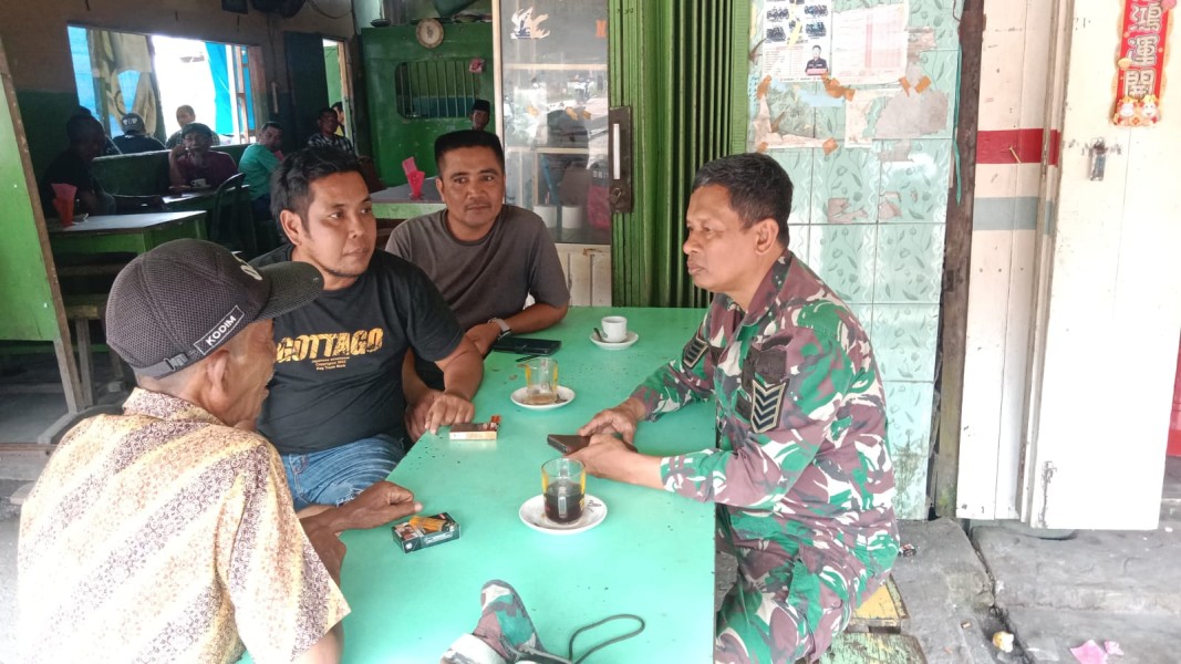 Gun Menjalin Hubungan Baik, Babinsa Koramil 05/Gas Serma Nawawi Laksanakan Komsos Dengan Warga Binaan