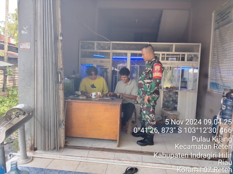 Dengan Komsos, Babinsa Serka Ferry Barus Tingkatkan Silaturahmi Antar Sesama