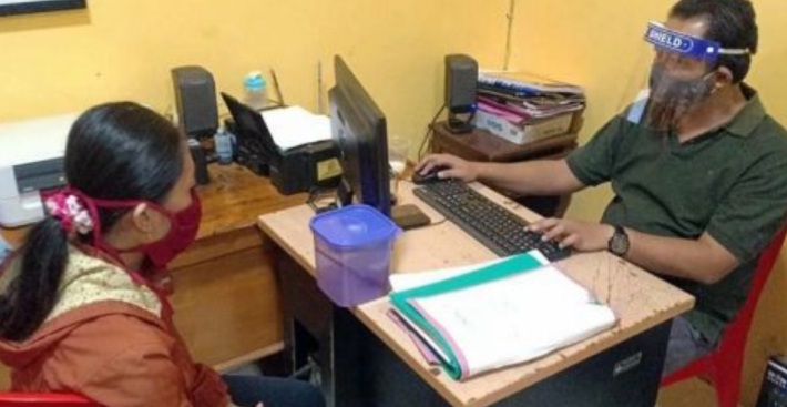 OALAH... Terlilit Utang, Emak-Emak Ini Gadaikan Motor Pinjaman