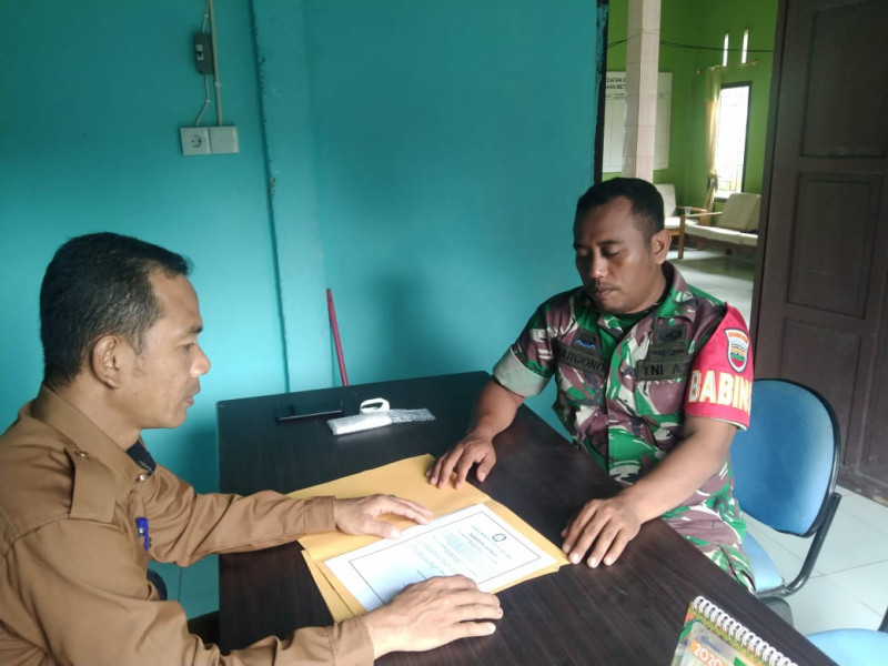 Melalui Komsos, Koramil 07/Reteh Jalin Silaturahmi dan Kedekatan Dengan Aparatur Desa