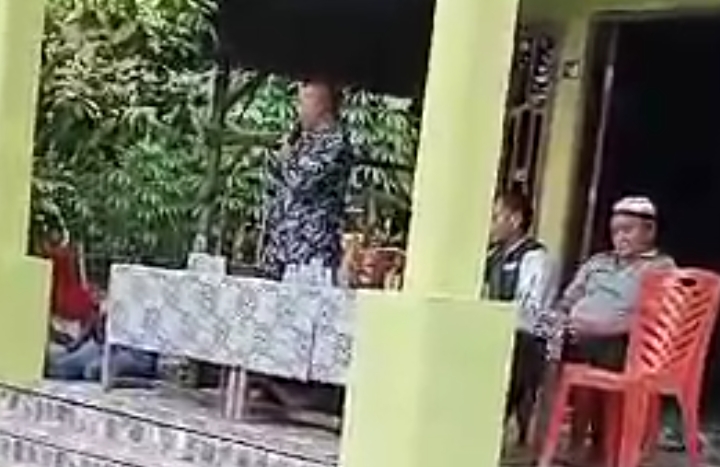 Kades Lahai Kemuning Ajak Dengarkan Visi Misi Caleg, Videonya Viral