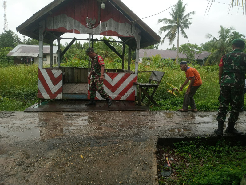 Demi Keamanan Lingkungan, Babinsa Koramil 04/Kuindra Harap Dapat Aktifkan Kembali Pos Ronda