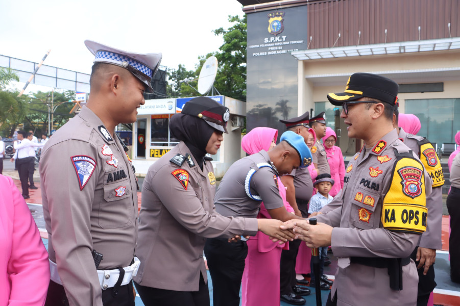 Kenaikan Pangkat 44 Personil Polres Inhil, Kapolres Harapkan Perubahan Sikap dan Prilaku