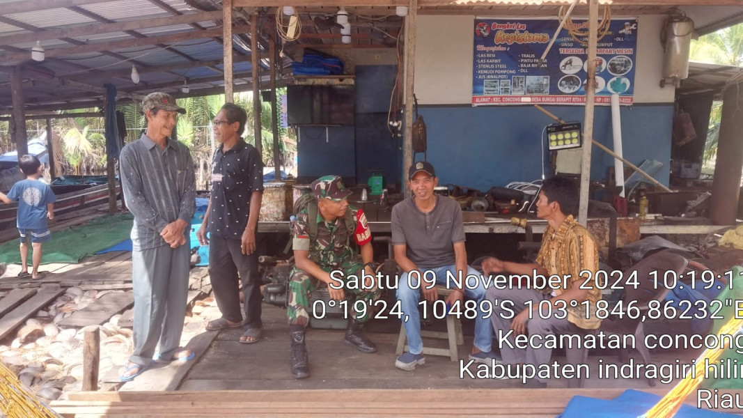 Wujudkan Pilkada Damai, Babinsa Koramil 04/Kuindra Ciptakan Kamtibmas di Binaan