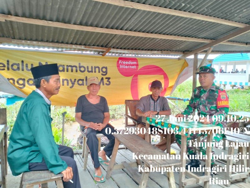 Babinsa Koramil 04/Kuindra Ingatkan Masyarakat Untuk Terus Jaga Kesehatan