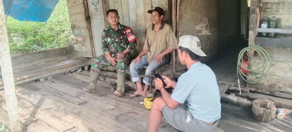 Lebih Dekat, Babinsa Koramil 03/Tpl Komsos Dengan Warga Binaan
