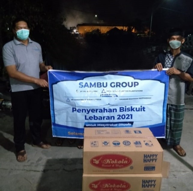 Sambu Group Distribusikan Biskuit Lebaran di Pulau Burung