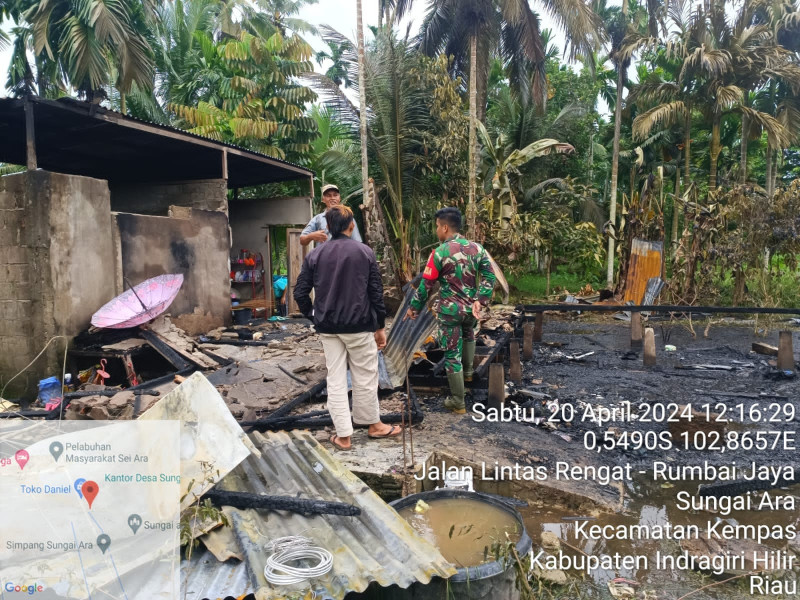 Babinsa Koramil 03/Tpl Tinjau Rumah Warga Binaan Yang Tertimpa Musibah Kebakaran