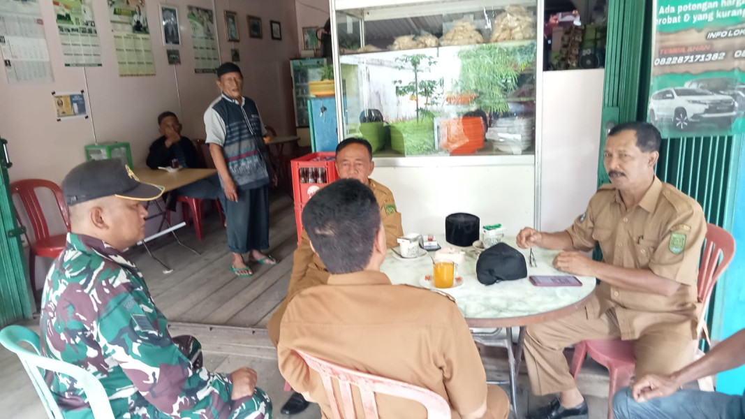Manfaatkan Kedai Kopi Babinsa Komsos Dengan Warga Binaan