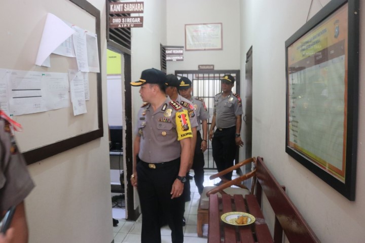 Kunjungi Polsek Tembilahan Hulu, ini Pesan Kapolres Inhil 