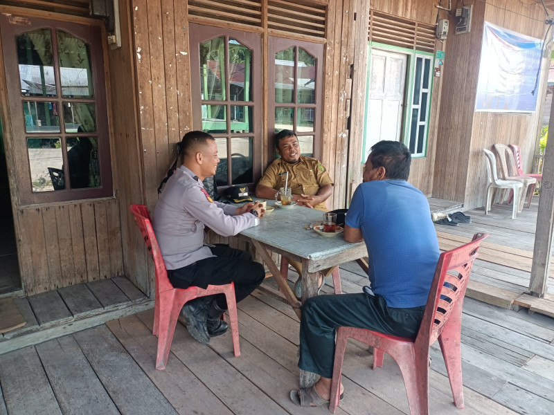 Bhabinkamtibmas Gelar Sosialisasi Bahaya Penyalahgunaan Dan Peredaran Gelap Narkoba