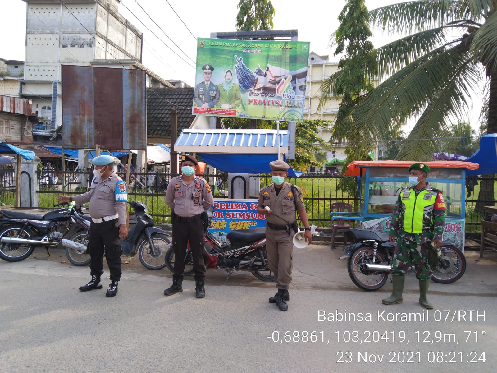 Serma Noviandi Bersama Sargas Tegakkan Protkes di Pulau Kijang