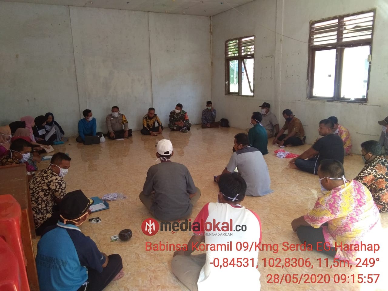 Babinsa Koramil 09/Kemuning Hadiri Musyawarah Penambahan Penerima BLT Desa Talang Jangkang