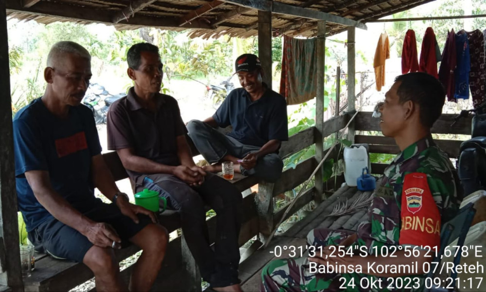 Koramil 07/Reteh Ingatkan Warga Untuk Tidak Membakar Lahan Pada Musim Kemarau