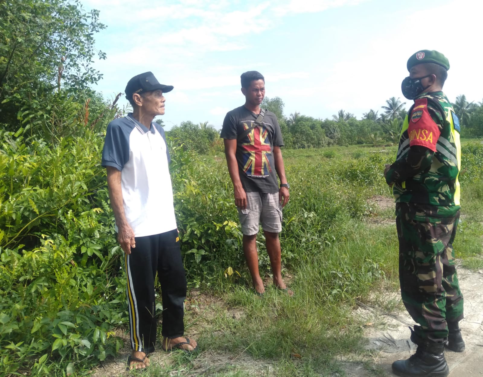 Cegah Karhutla, Pelda Zulfahmi Gencarkan Patroli dan Sosialisasi