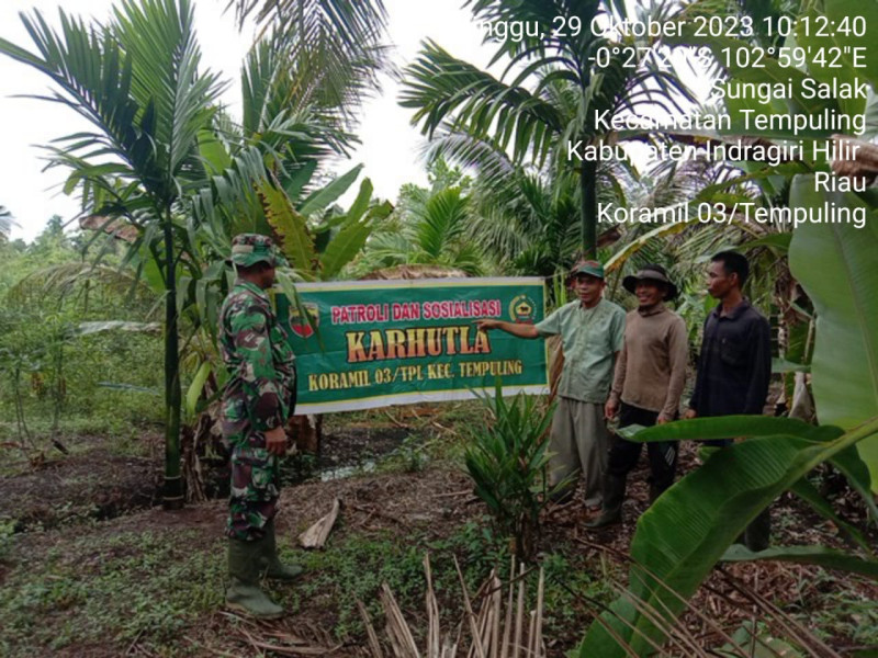 Walau Sering Hujan, Patroli Dan Sosialisasi Karhutla Tetap Dilakukan Babinsa 03/Tpl