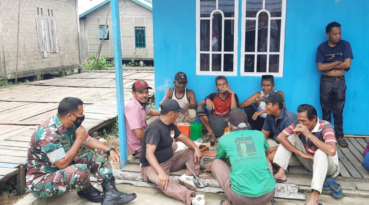 Batituud Koramil 03/Tempuling Komsos Dan Rencanakan Kerja Bakti