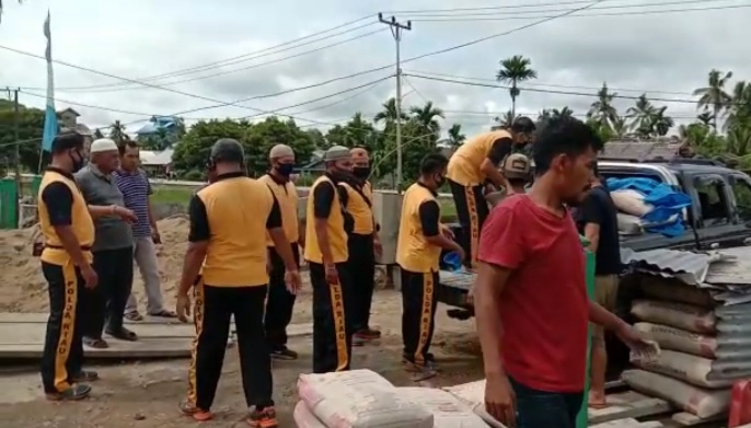 [Video] Butiran Serbuk Halus Mampu Membuat Pembangunan Masjid Lebih Indah di Teluk Pinang