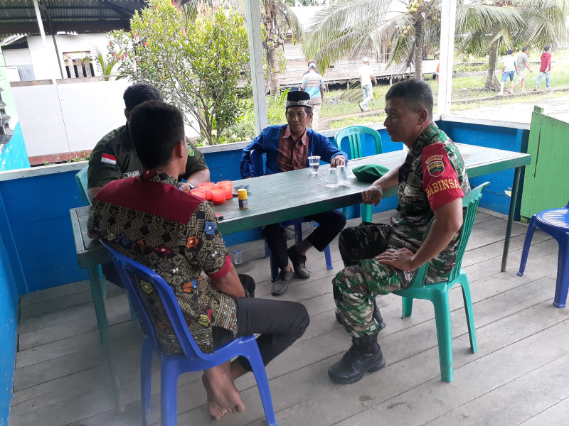 Koramil 07/Reteh Jalin Hubungan Baik Bersama Warga Guna Ciptakan Hubungan Yang Harmonis