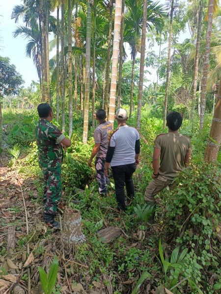 Babinsa Serda Margono Patroli Karhutla di Reteh
