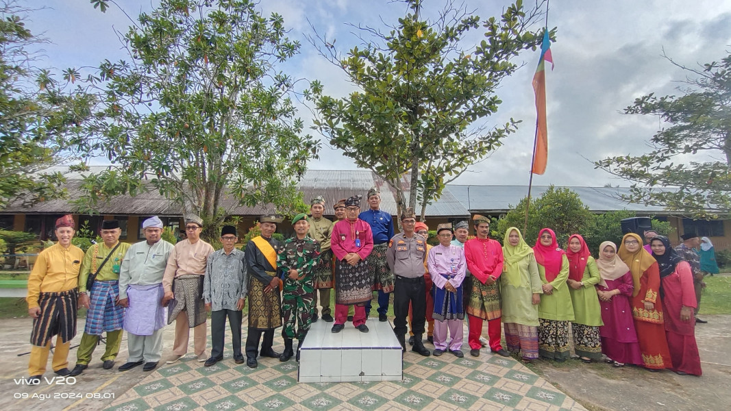 Hadiri Upacara HUT Riau ke 67 Babinsa Koramil 05/Gas kopda Umar Nasution Harap Riau Selalu Unggul