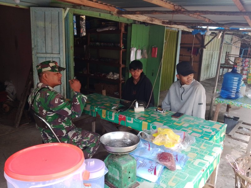 Babinsa Koramil 03/Tpl Sertu Pardamaean Siregar Lakukan Komsos, Sosialisasi Rekrutmen TNI AD