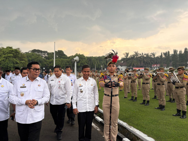 Bupati Kampar Hadiri Kunjungan Kerja Spesifik Komisi II DPR RI di IPDN