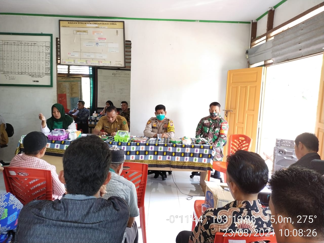 Babinsa Koramil 12/Batang Tuaka Hadiri Sosialisasi SDGS dan Rapat Pemilihan BPD