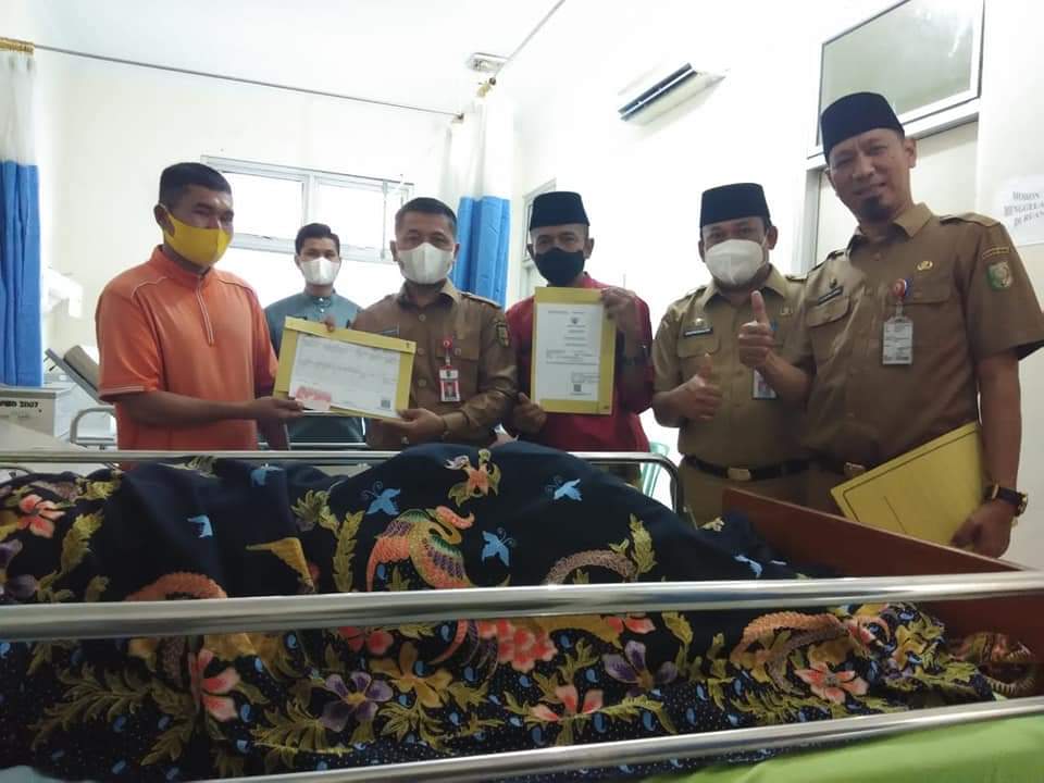 Pemda Kuansing Bekali Keluarga, Anak Baru Lahir Dapat Dokumen Adminduk Gratis