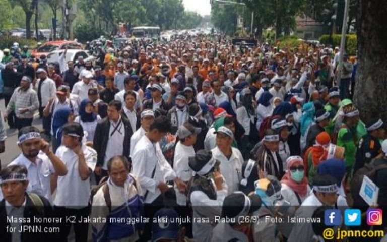 Massa Honorer K2 Banyuwangi dan Madura Bergerak ke Jakarta