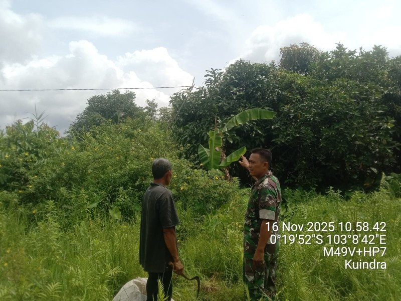 Koramil 04/Kuindra Terus Lakukan Patroli Tapal Batas untuk Keamanan Warga Desa Perigi Raja